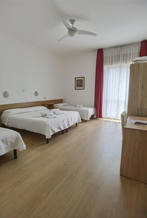Albergo Miralaghi Padergnone Exterior photo